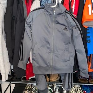 Boys adidas set size 5